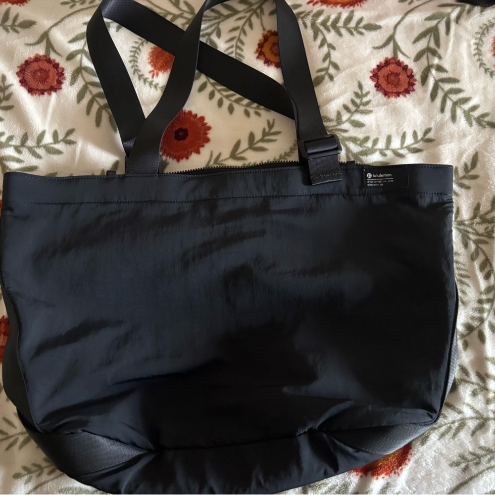 Lululemon Black Tote Bag